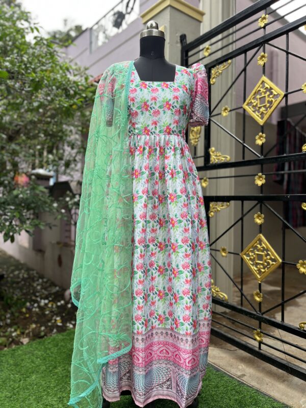 Maternity/Feeding kurti with Dupatta - Festival wear  - Chinnon white