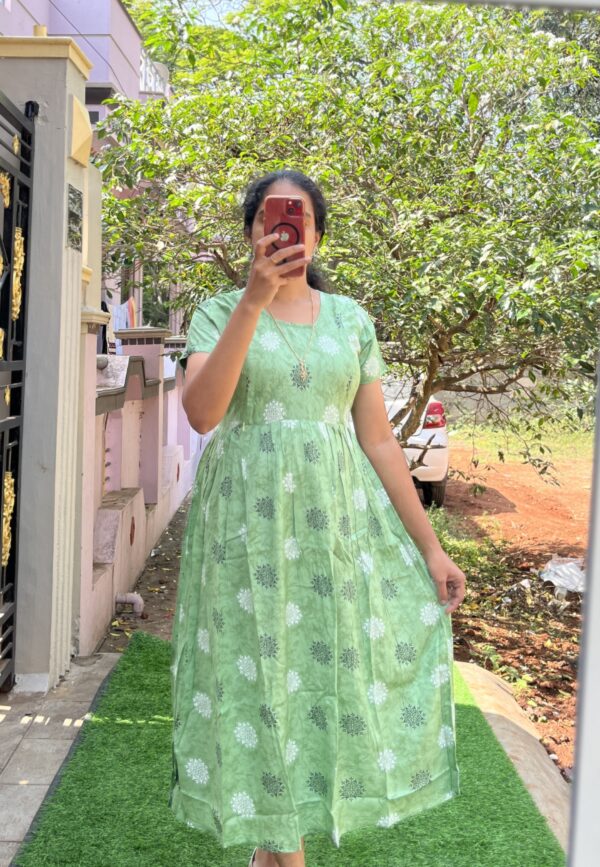 Maternity/Feeding kurti - Rayon Rangoli Green