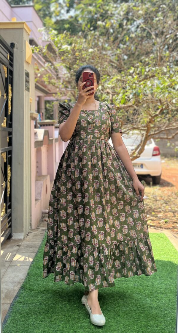 Cotton Maternity/Feeding kurti - SS - Green Elephant - Image 3