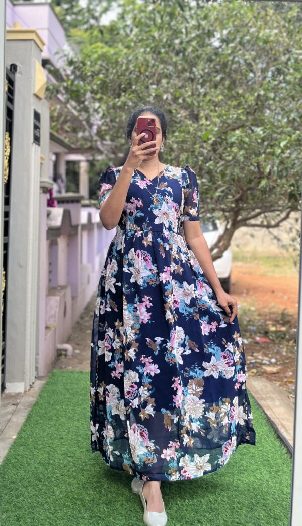 Georgette Maternity/Feeding kurti - Vneck - Malar