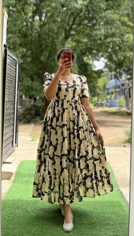 Cotton Maternity/Feeding kurti - SS - Cow B&W