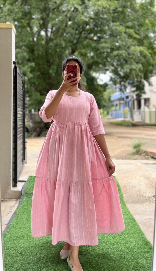 Cotton Maternity/Feeding kurti - Handloom L.pink